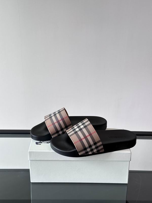 Burberry Slippers Mens ID:20250529-17